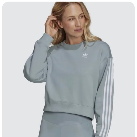 adidas Originals Tops - NWT Adidas Originals Cropped Sweatshirt in Magic Grey - Medium